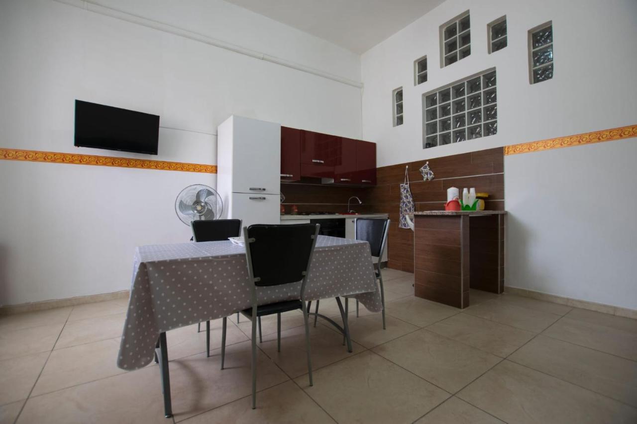 Case Vacanze Racale Exterior foto